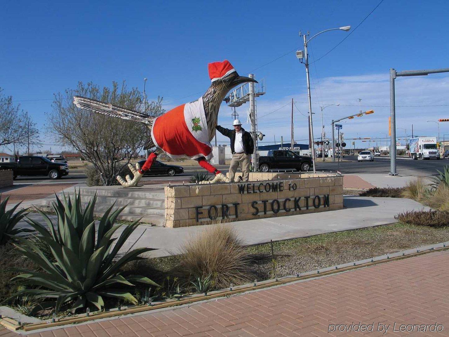 Hampton Inn Fort Stockton Bagian luar foto